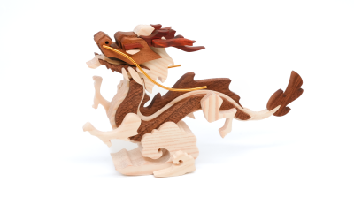 لعبة التنين الصيني الخشبية الكبيرة