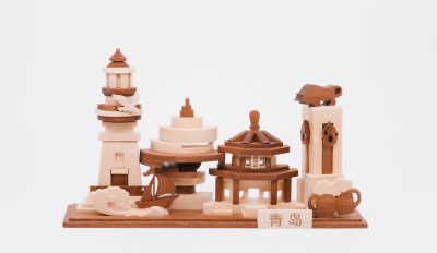 ألعاب تشينغداو الخشبية